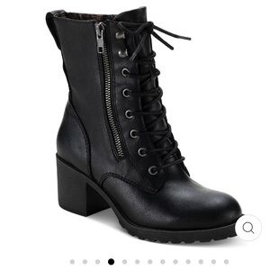 Lace up booties 👢